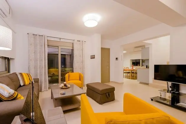 Luxury Villa, 4 Yatak Odası, Kişiye Özel Havuzlu, Denize Sıfır (Alex)