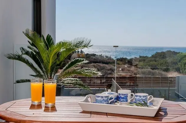 Luxury Villa, 4 Yatak Odası, Kişiye Özel Havuzlu, Denize Sıfır (Alex)