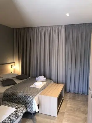 Üç Kişilik Oda