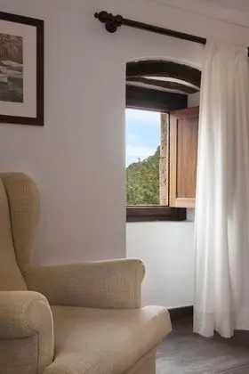 Classic Tek Büyük Yataklı Oda