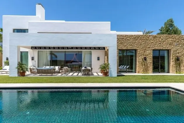 Five-Bedroom Villa with Private Pool