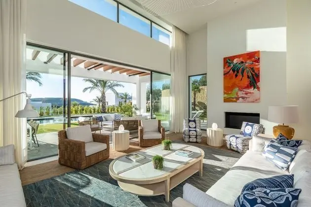 Five-Bedroom Villa with Private Pool