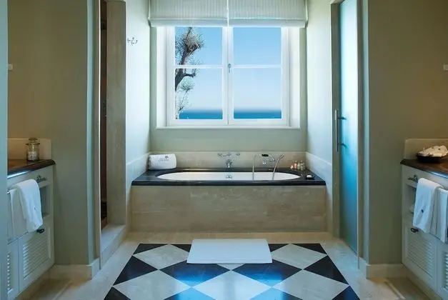 Suite with Private Pool & Spa Access