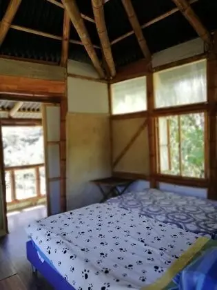 Üç Kişilik Oda, Birden Çok Yatak