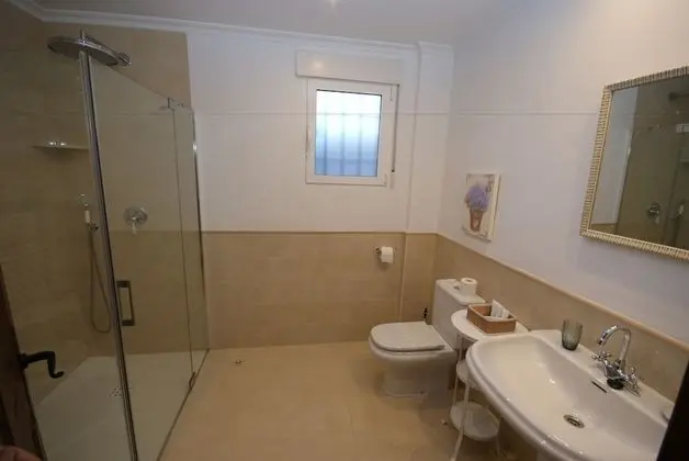 Superior Tek Büyük Yataklı Oda, Üzüm Asması Manzaralı