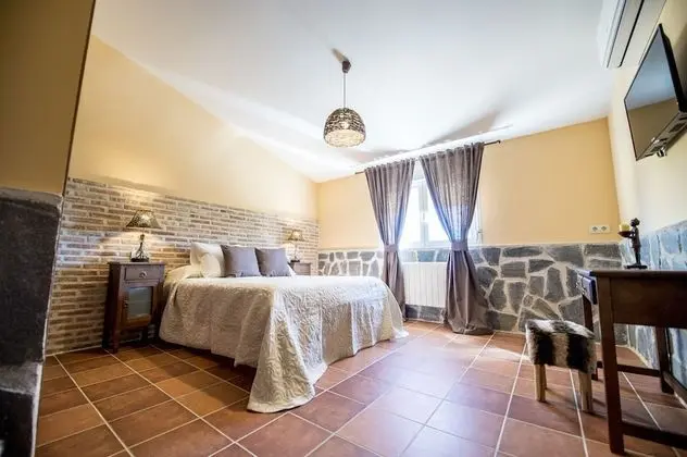 Deluxe Tek Büyük Yataklı Oda, Dağ Manzaralı