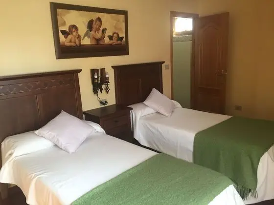 Tek Büyük veya İki Ayrı Yataklı Oda