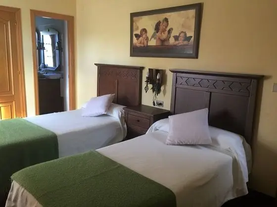 Tek Büyük veya İki Ayrı Yataklı Oda