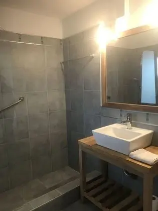 Tek Büyük veya İki Ayrı Yataklı Oda, Dağ Manzaralı