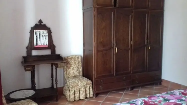 Traditional Tek Büyük Yataklı Oda, Özel Banyo, Dağ Manzaralı (Magnolia)