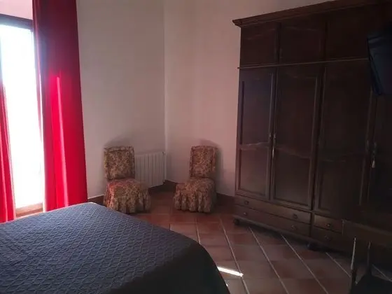 Traditional Tek Büyük Yataklı Oda, Özel Banyo, Dağ Manzaralı (Magnolia)