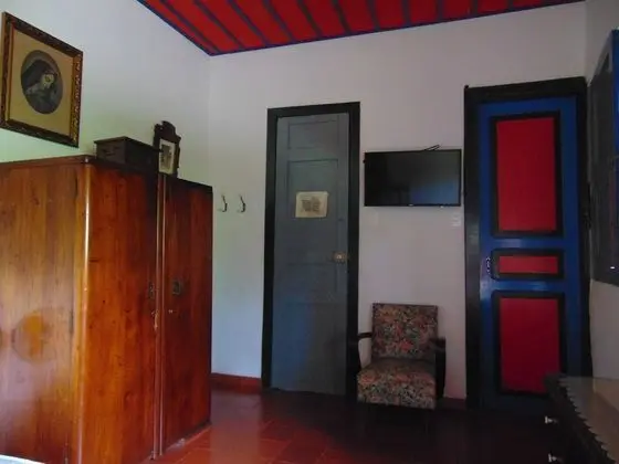 Traditional Üç Kişilik Oda