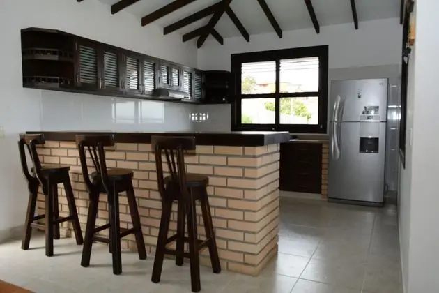 Ev, 6 Yatak Odası, Sıcak Su Havuzu