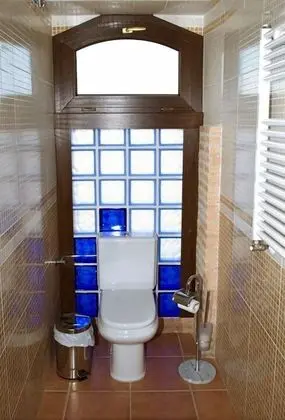 Tek Büyük veya İki Ayrı Yataklı Oda, Özel Banyo