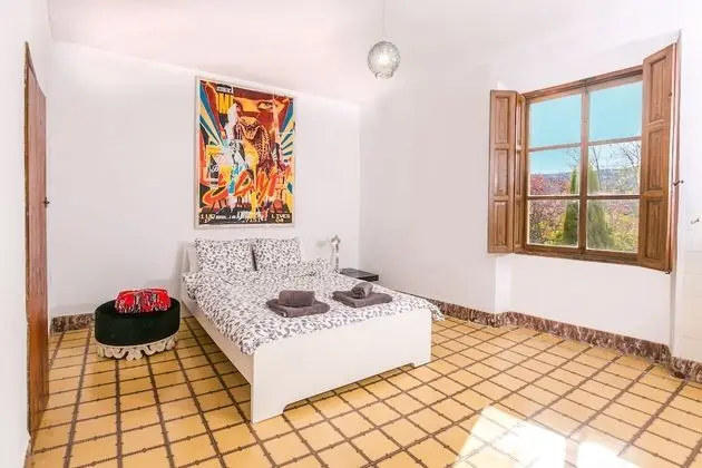 Comfort Tek Büyük Yataklı Oda, Ortak Banyo, Dağ Manzaralı