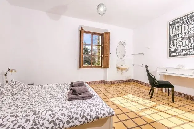 Comfort Tek Büyük Yataklı Oda, Ortak Banyo, Dağ Manzaralı