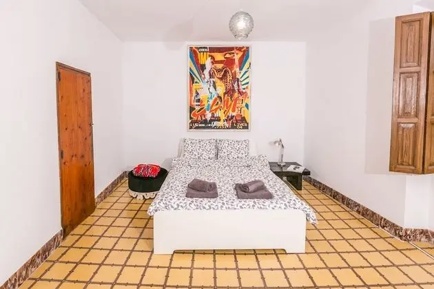 Comfort Tek Büyük Yataklı Oda, Ortak Banyo, Dağ Manzaralı