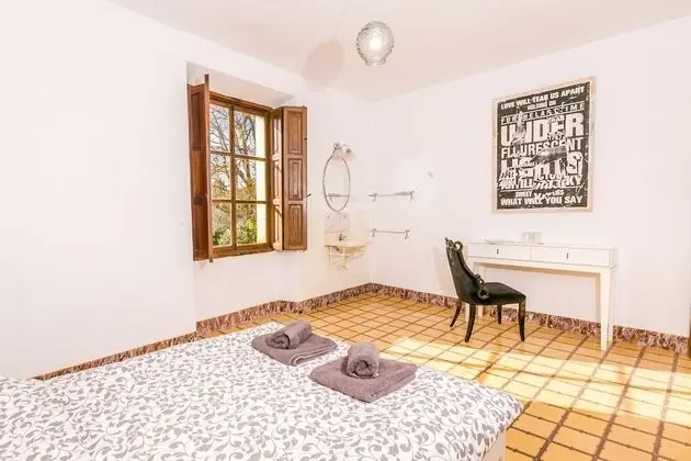 Comfort Tek Büyük Yataklı Oda, Ortak Banyo, Dağ Manzaralı