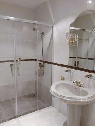 Traditional Kır Evi