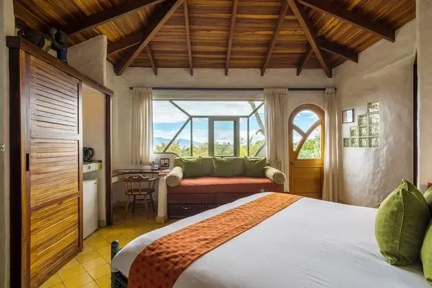 Junior Üç Kişilik Oda