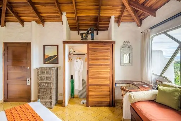 Junior Üç Kişilik Oda