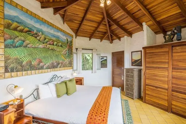 Junior Üç Kişilik Oda