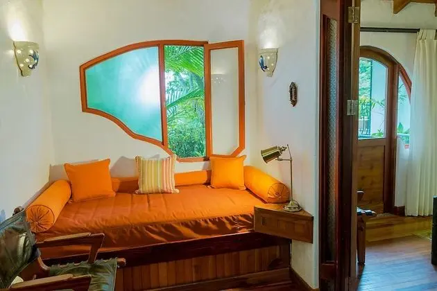 Junior Üç Kişilik Oda