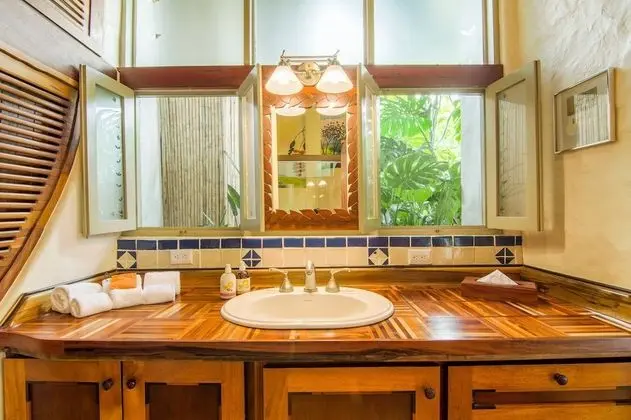 Junior Üç Kişilik Oda