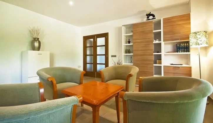 Villa, 4 Yatak Odası, Kişiye Özel Havuzlu