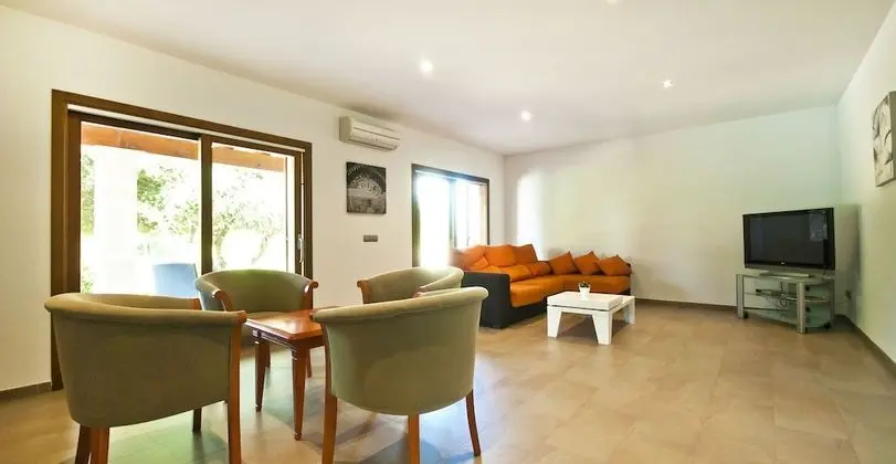 Villa, 4 Yatak Odası, Kişiye Özel Havuzlu
