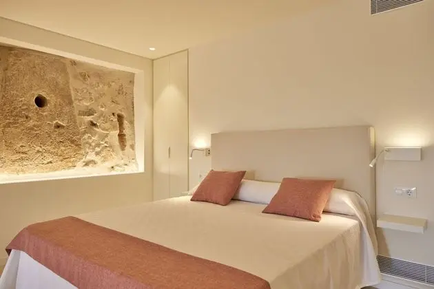 (1) Superior Suite "Tafona"