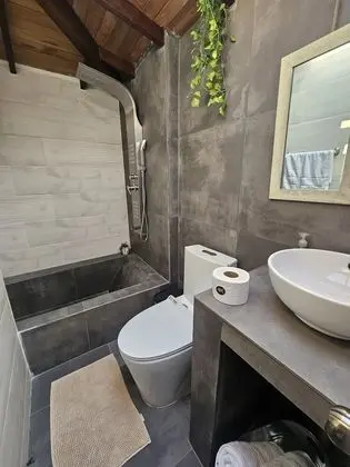 Exclusive Oda, Karma Ranzalı Oda, Bahçe Manzaralı