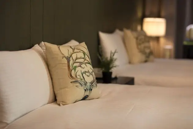 Deluxe Dört Kişilik Oda, 2 Çift Kişilik Yatak, Küvet