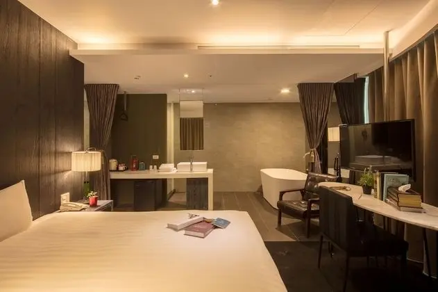 Deluxe Tek Büyük Yataklı Oda, 1 Çift Kişilik Yatak, Küvet