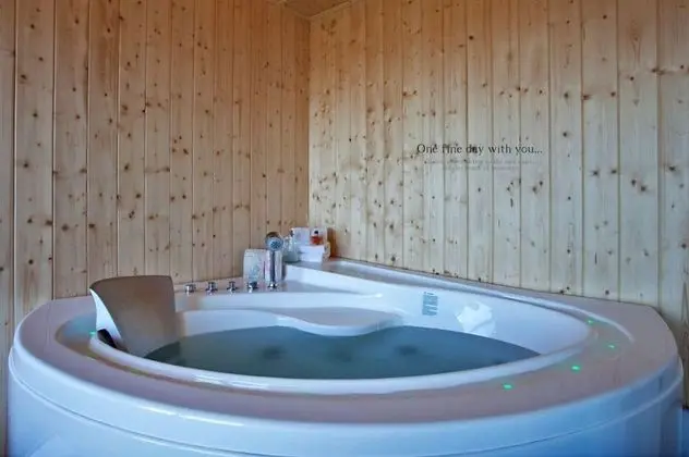 Çatı Katı Süiti (Penthouse), Jakuzi