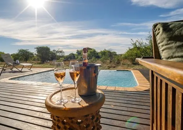 Luxury Villa, 4 Yatak Odası, Göl Manzaralı