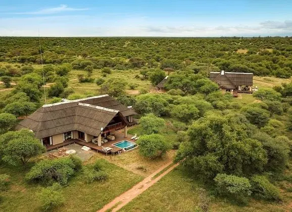 Luxury Villa, 4 Yatak Odası, Göl Manzaralı