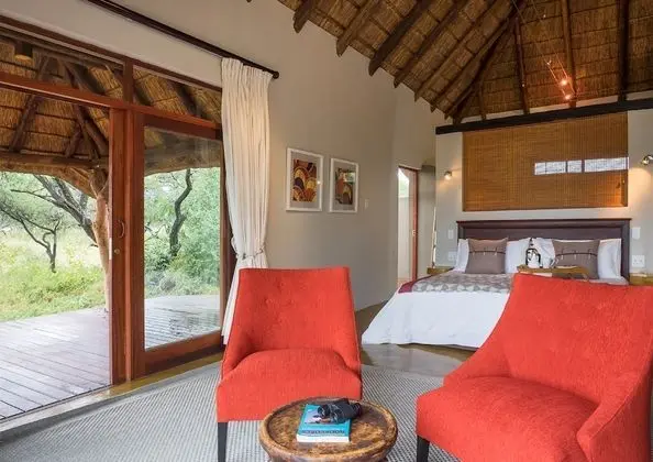 Luxury Villa, 4 Yatak Odası, Göl Manzaralı