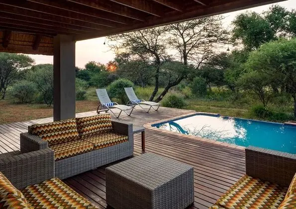 Luxury Villa, 4 Yatak Odası, Göl Manzaralı