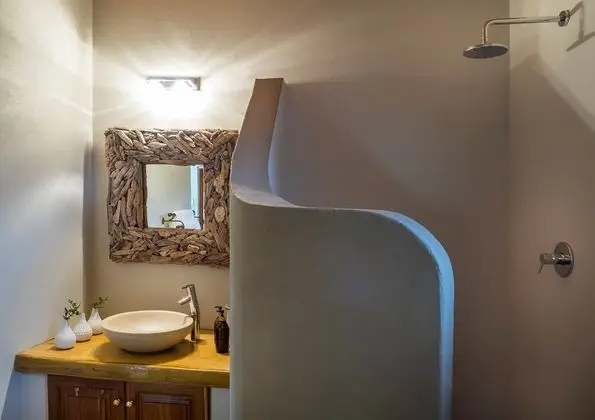 Luxury Villa, 4 Yatak Odası, Göl Manzaralı