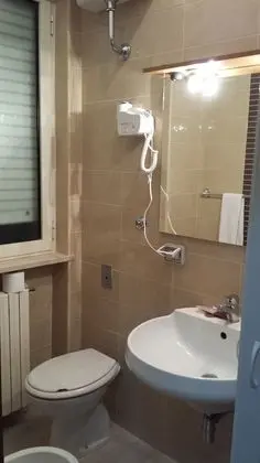 Economy Tek Büyük veya İki Ayrı Yataklı Oda