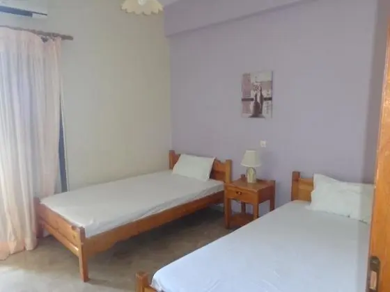 Stüdyo, Okyanusa Sıfır (for 2)