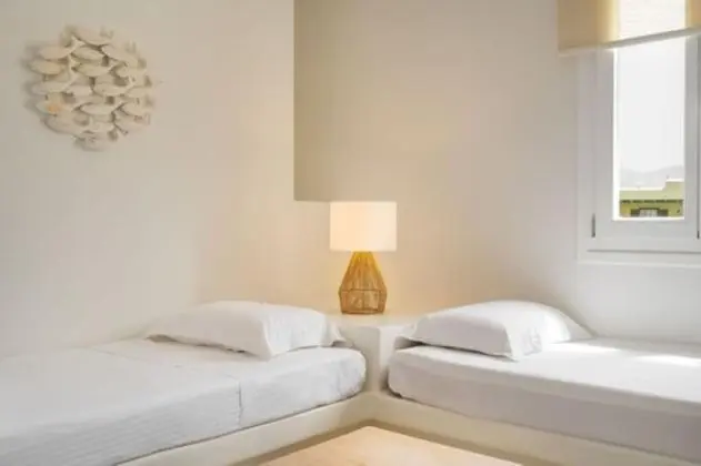 Çatı Katı Süiti (Penthouse), Deniz Manzaralı (Finikas Suite)