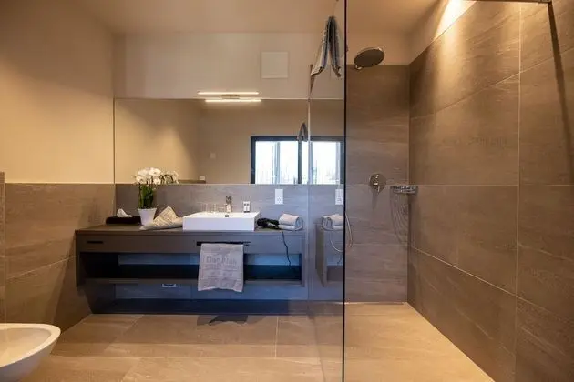 Tek Büyük Yataklı Oda, Vadi Manzaralı