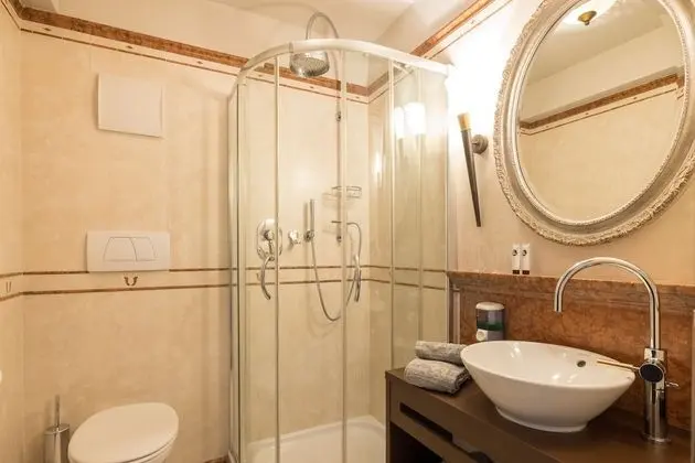 Tek Büyük Yataklı Oda, Vadi Manzaralı