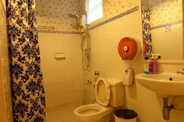 1bed in 6 bed Mixed Dormitory