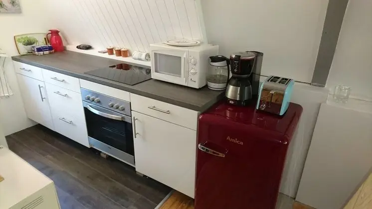 Ev (incl. 110 EUR cleaning fee)
