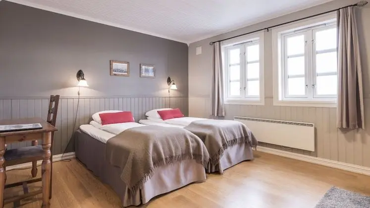 Economy Tek Büyük veya İki Ayrı Yataklı Oda