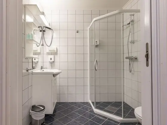 Family Dört Kişilik Oda, Özel Banyo