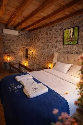 Dubles, Deniz Manzaralı, Balkon veya Teraslı